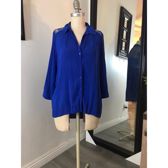 Forever 21 Blue Women's Lace Button Down V-neck 3/4 Sleeve Blouse Medium - Picture 1 of 9